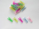 Coloured Plastic Minature pegs....click for larger image