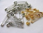 Safety Pins 27nn and 31mm long......click for larger image